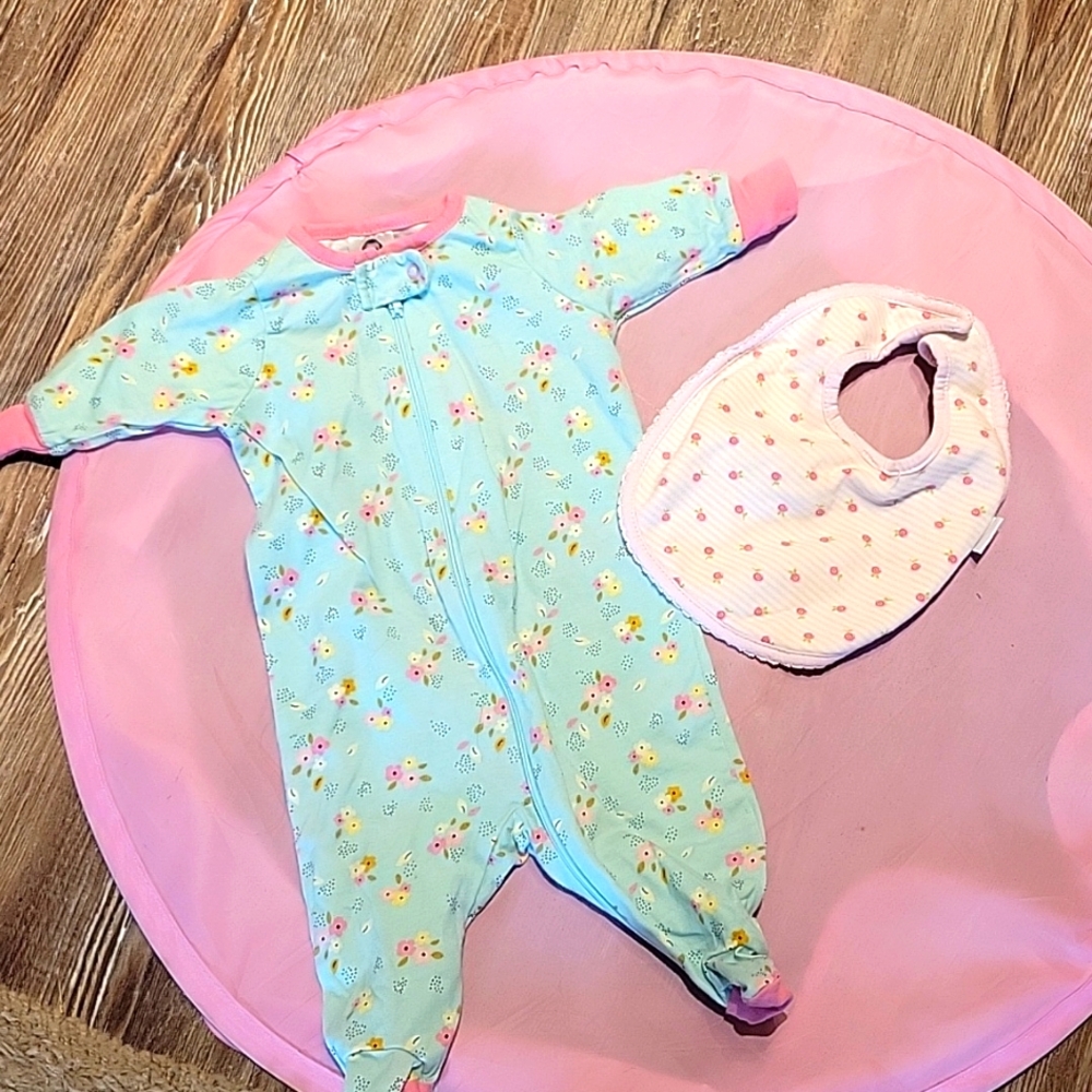 Baby clothes